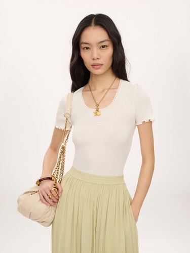 Scoop-neck fitted T-shirt in cotton & silk jersey - 4