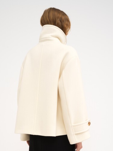 Oversized short coat in wool - 7