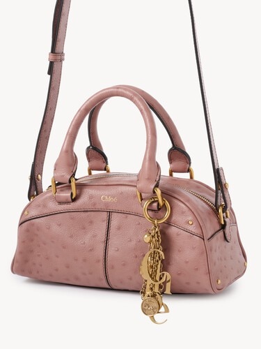 Bolso bowling Chlo&eacute; peque&ntilde;o de cuero efecto avestruz - 4