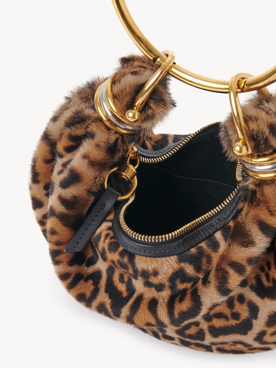 Mini Bracelet Hobo bag de cuero de borrego con estampado de leopardo - 6