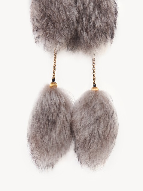 The Treasure Tails scarf in shearling