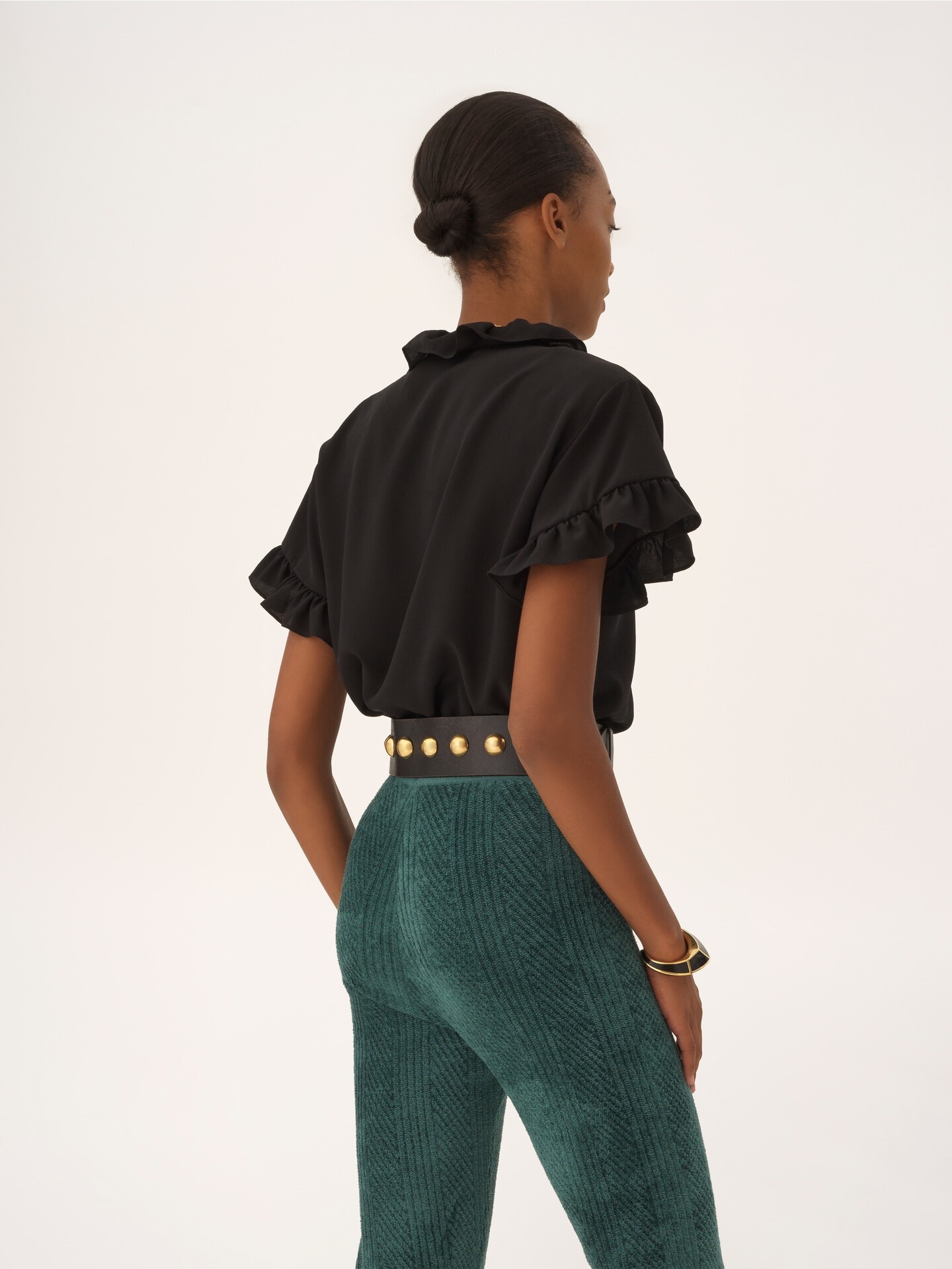 Short-sleeve ruffle top in cr&ecirc;pe de chine - 4.0