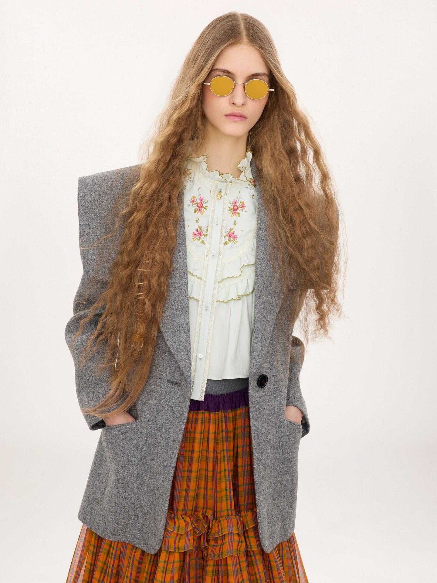 Single-breasted tailored jacket in chin&eacute; wool - 3.0