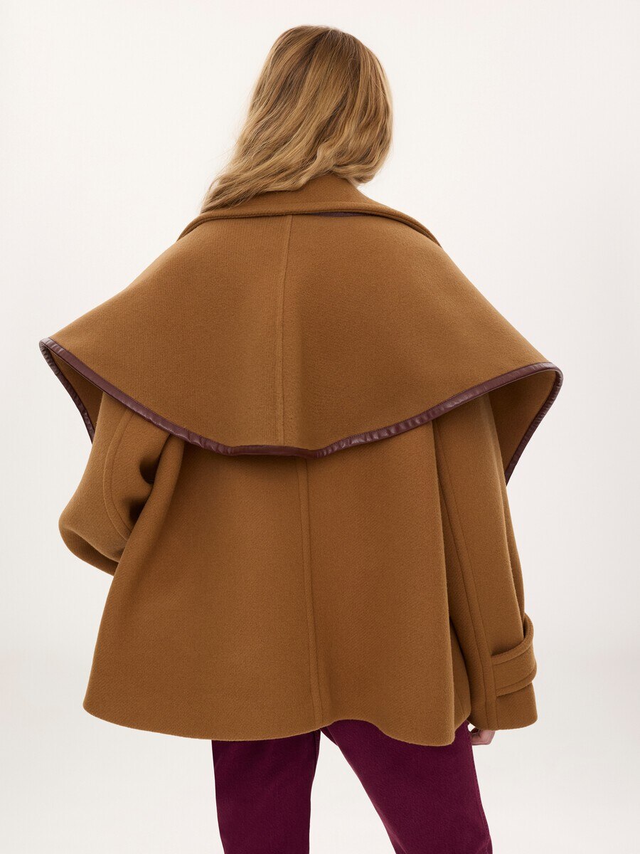 The Chlo&eacute; Paddington cape in wool - 5