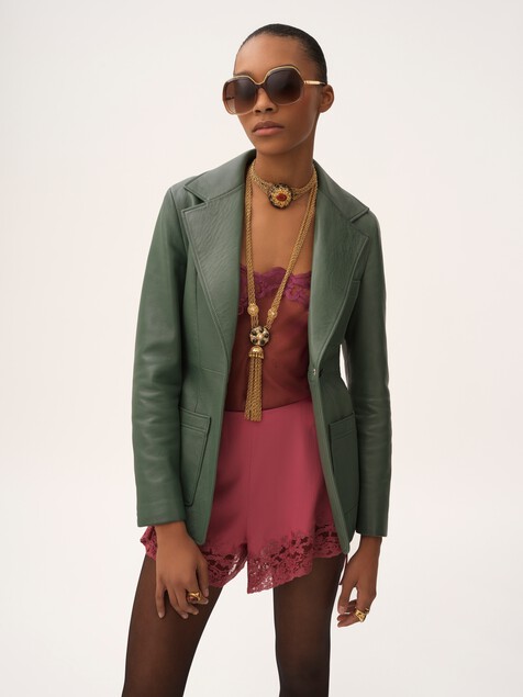 Tailored jacket in leather