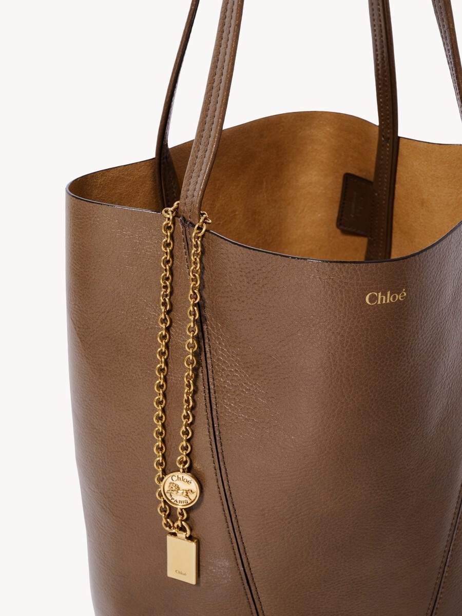 Chlo&eacute; Spin tote bag in grained leather - 8