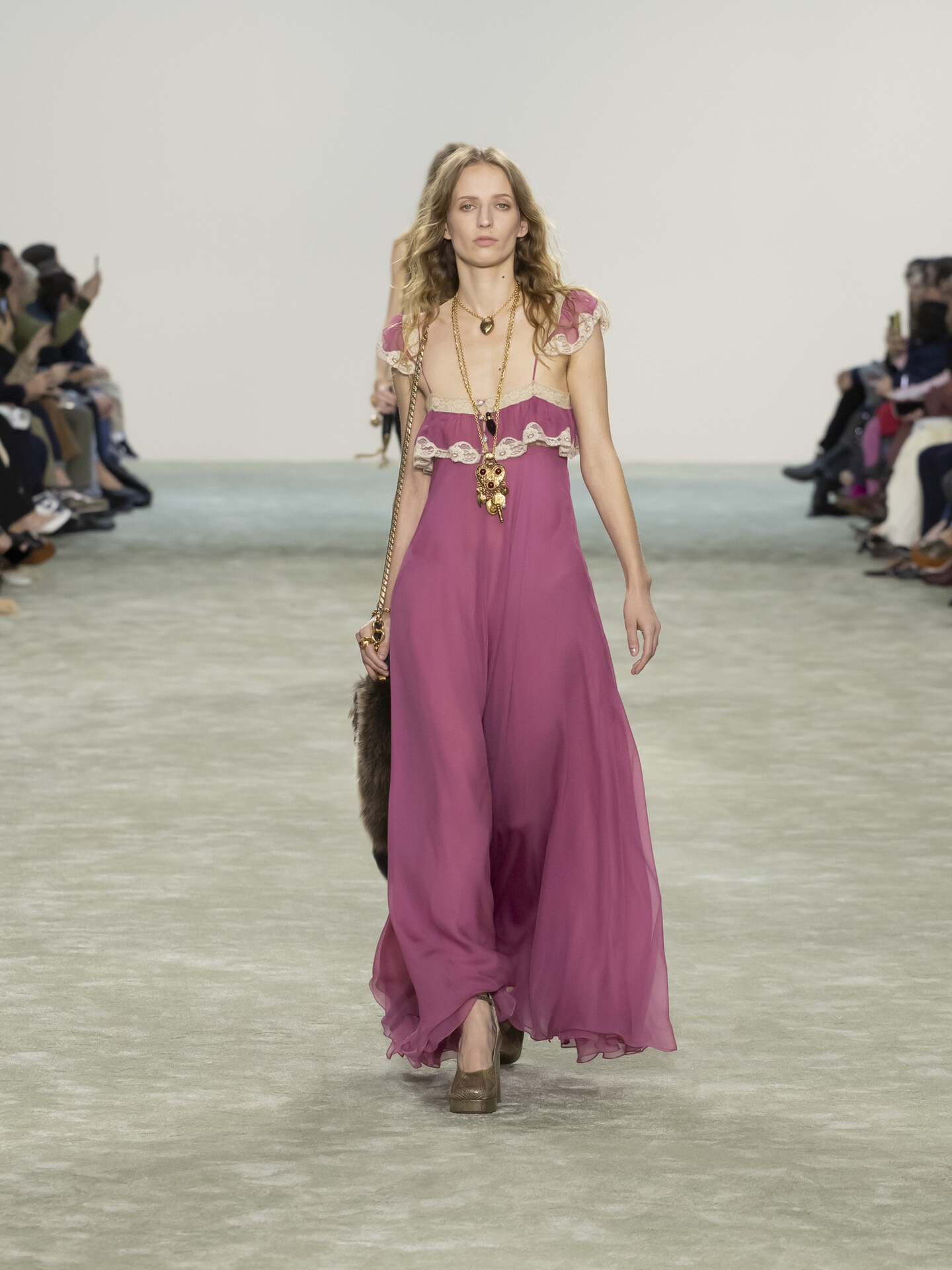 Look 32 - 1