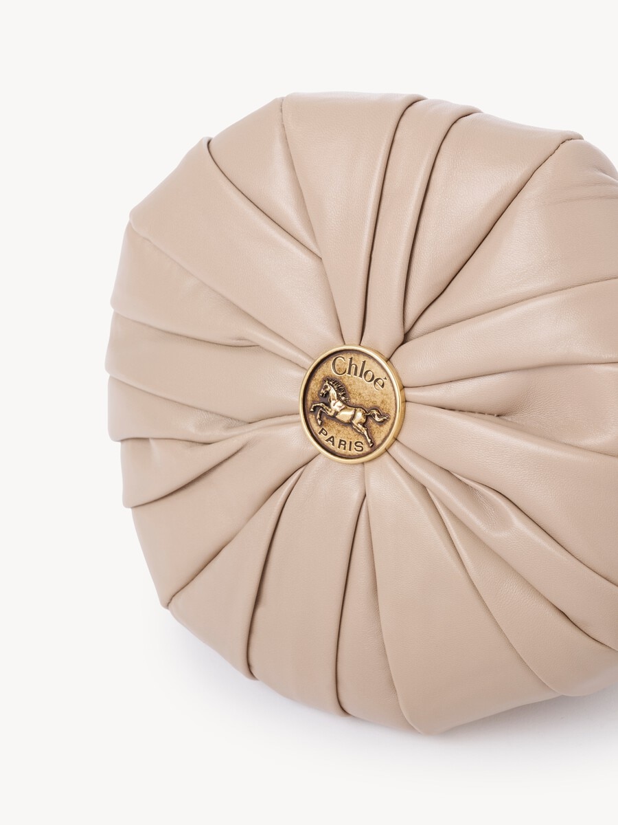 Chlo&eacute; Pliss&eacute; shoulder bag with chain in pleated leather - 7