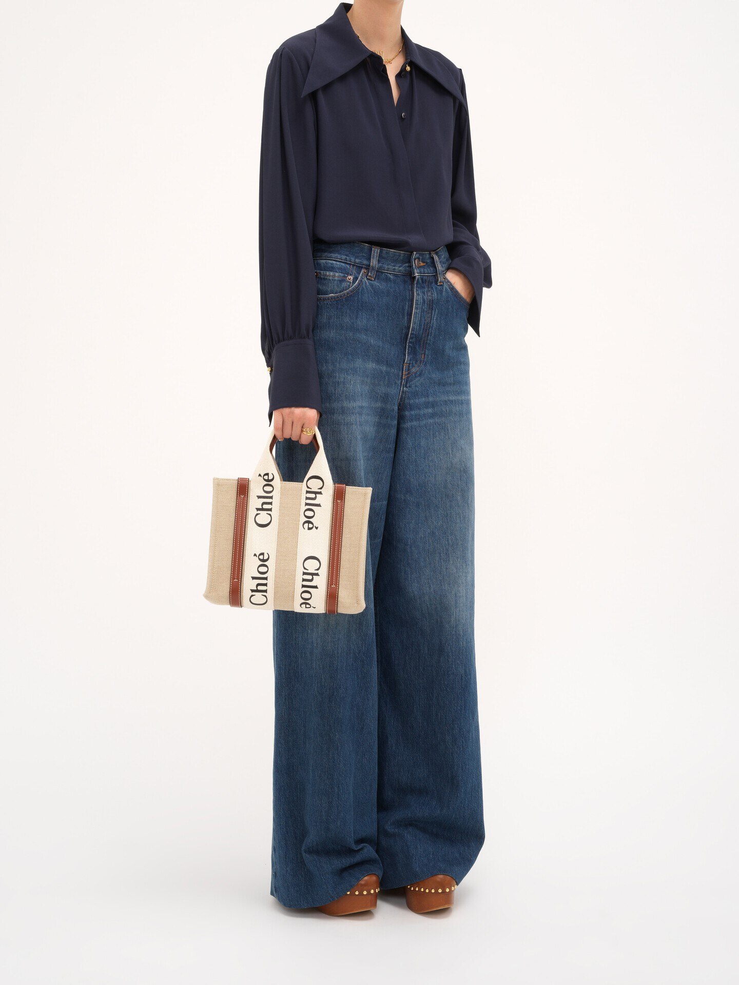 Small Woody tote bag in linen - 7.0