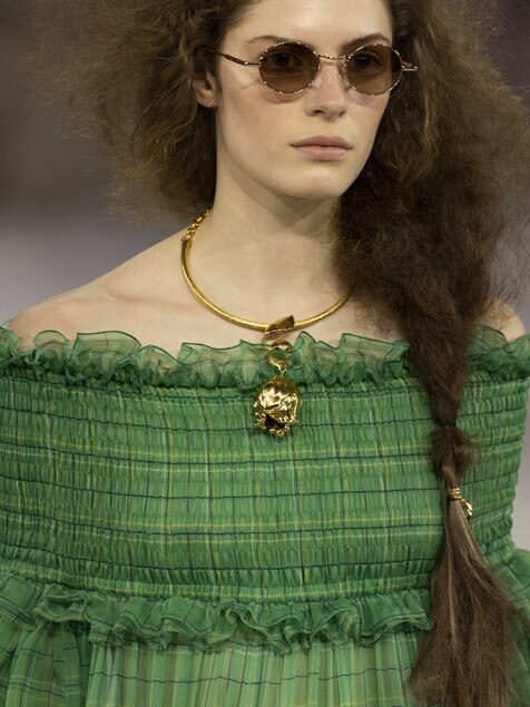 Look 12