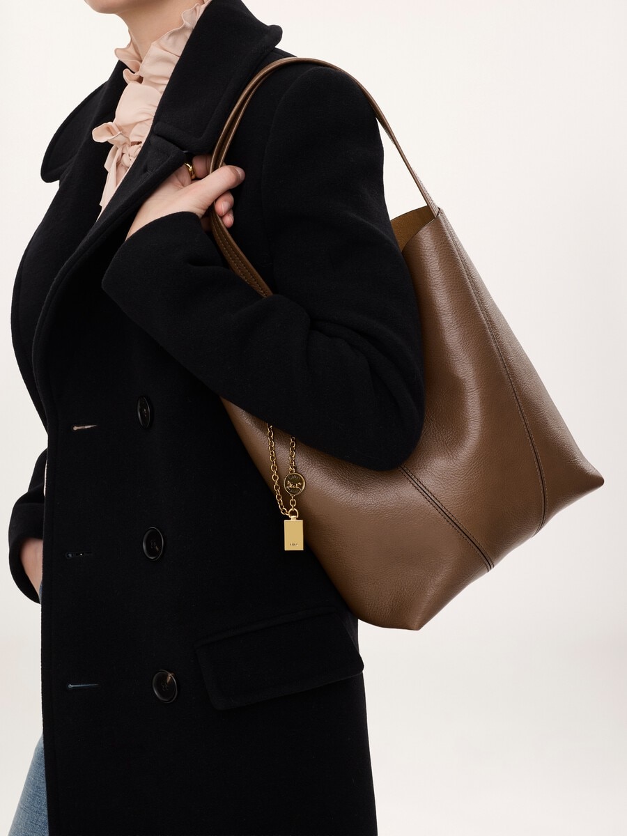 Chlo&eacute; Spin tote bag in grained leather - 4