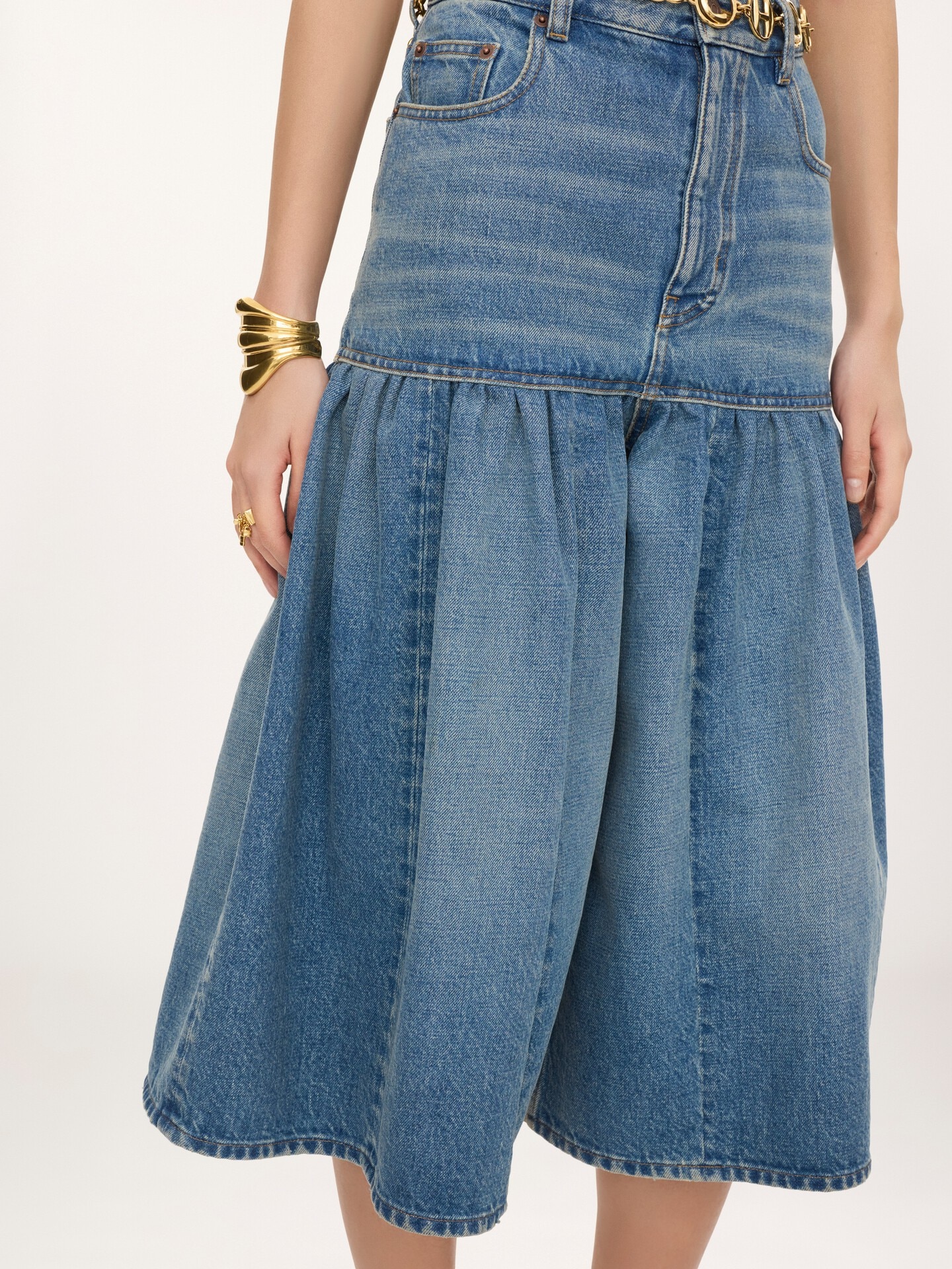 High-rise balloon bermuda shorts in denim - 5.0