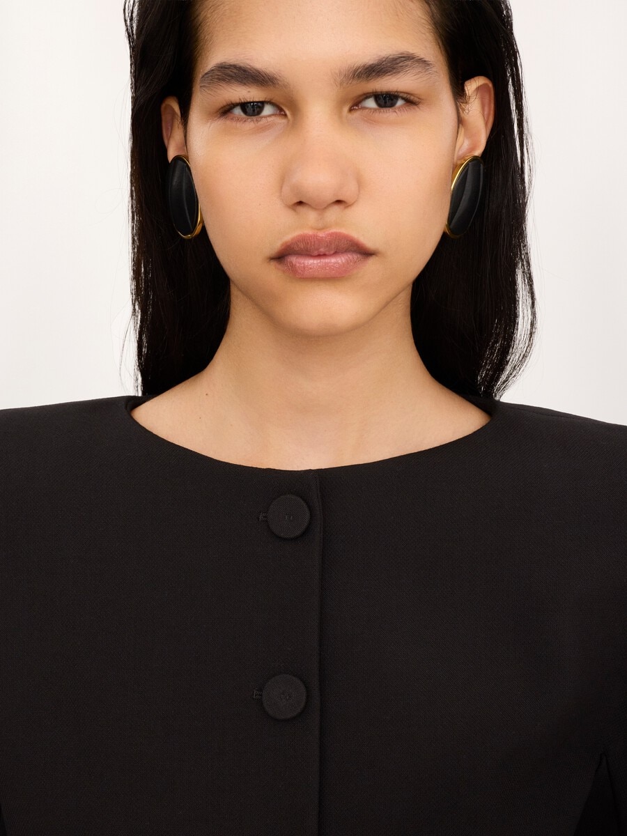 Collarless fitted jacket in wool cr&ecirc;pe - 5