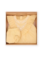 YELLOW_POWDER