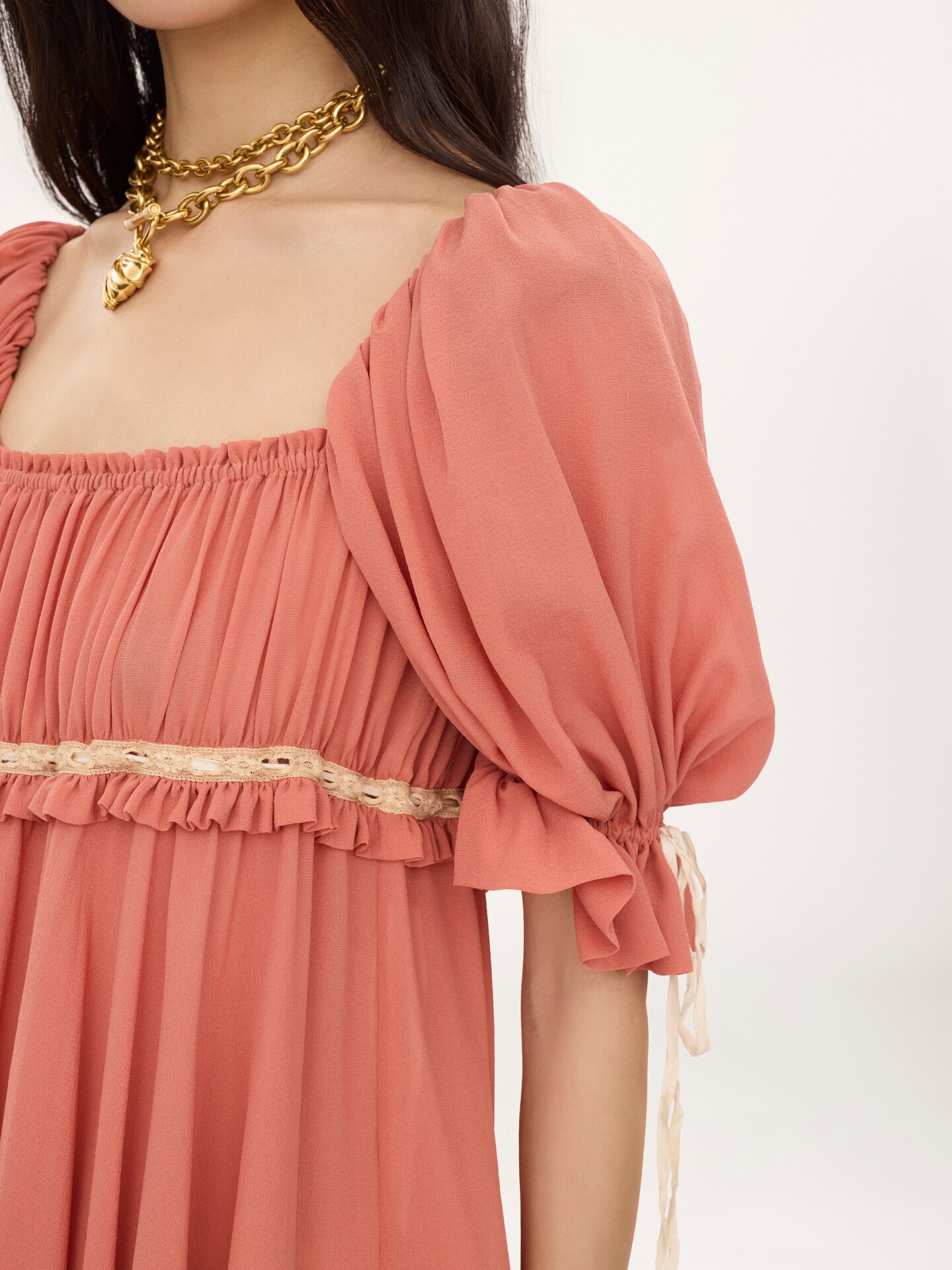 Puff-sleeve mini dress in silk georgette - 6.0