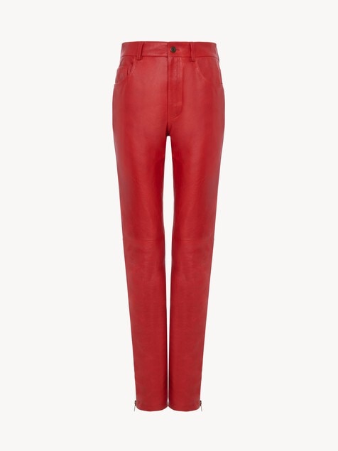 Slim pants in leather