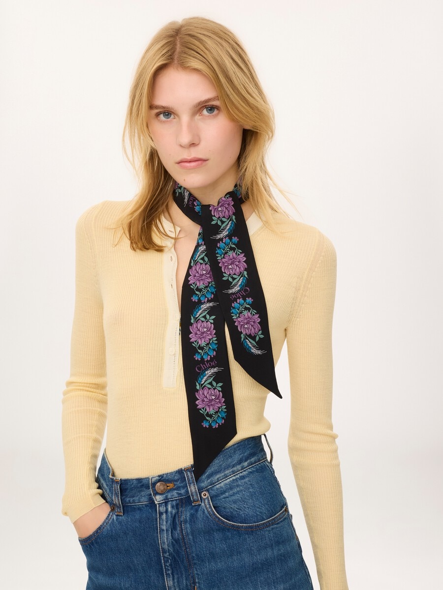 The Chlo&eacute; Folk bandeau scarf in silk cr&ecirc;pe - 2