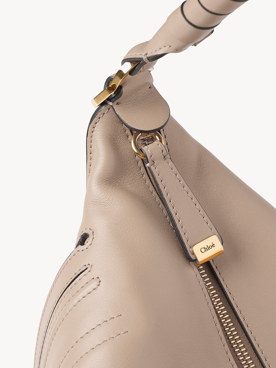 Bolso de hombro Marcie peque&ntilde;o de cuero suave - 10