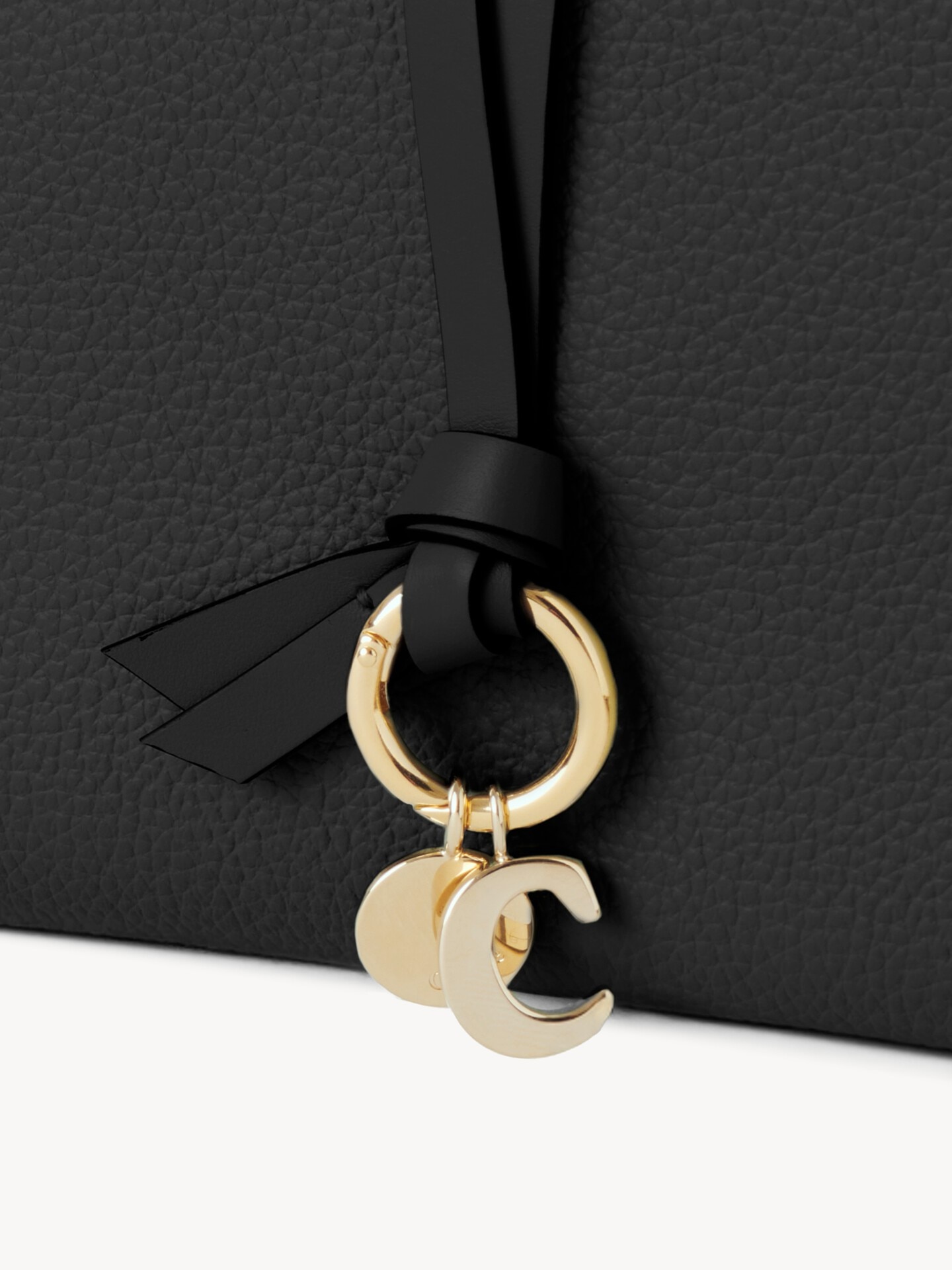 Portefeuille &agrave; deux volets Alphabet en cuir grain&eacute; - 3.0