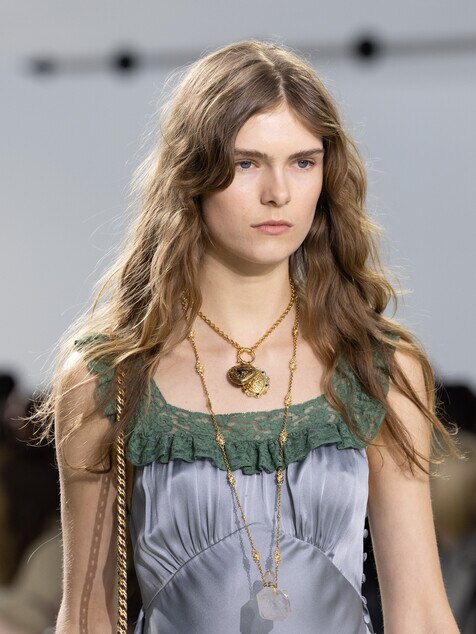 Look 17