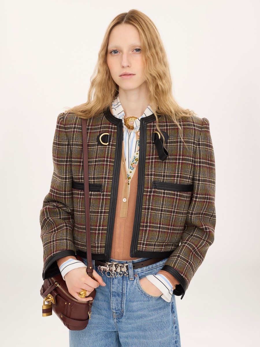 Collarless cropped boxy jacket in check wool - 3
