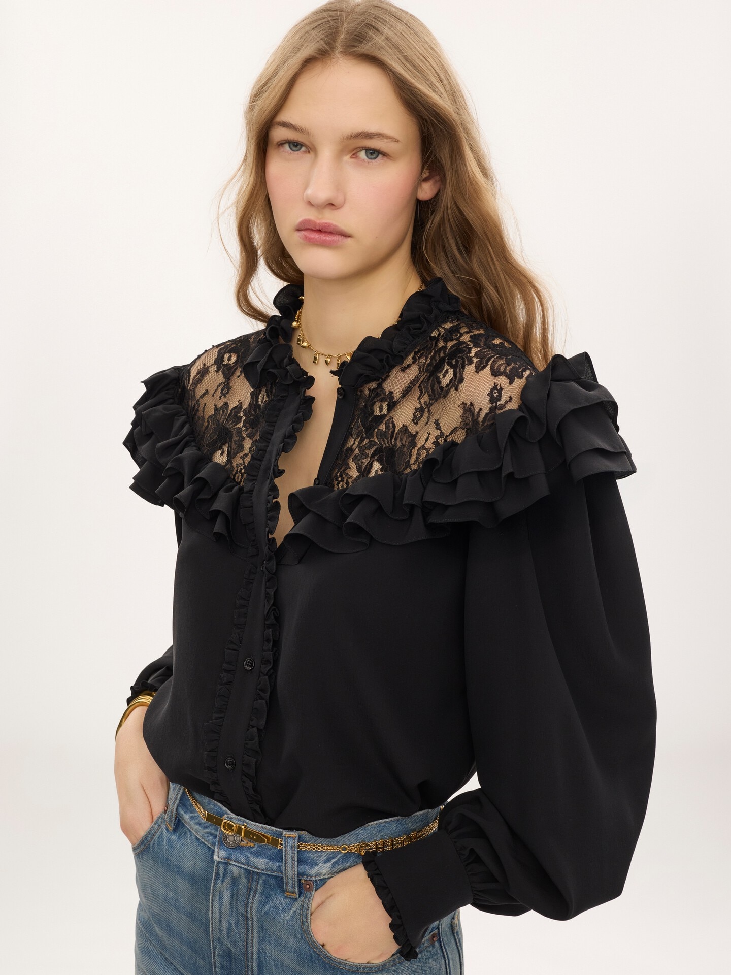 High-neck ruffled blouse in cr&ecirc;pe de chine & lace - 3.0