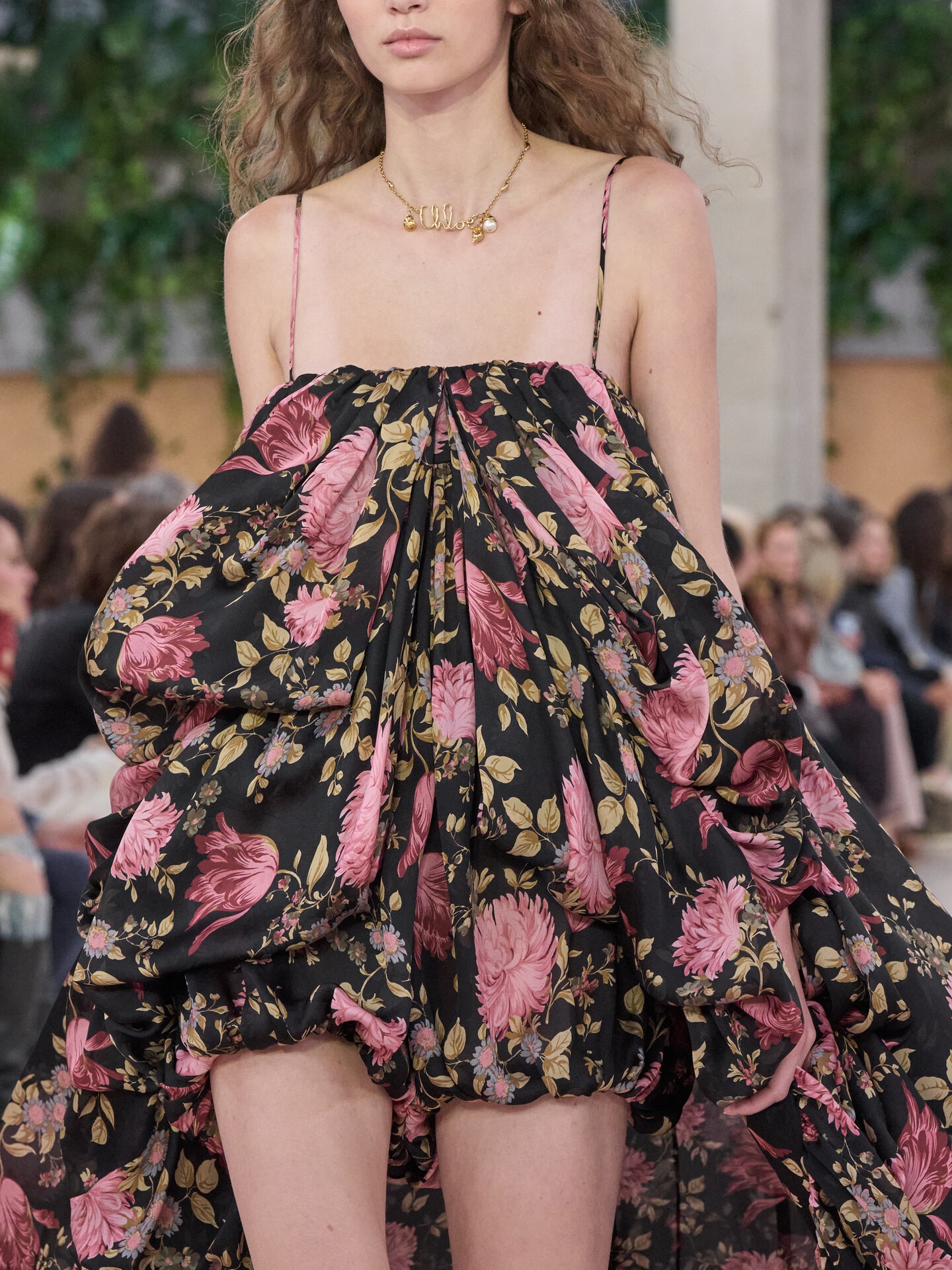 Look 52 - 3