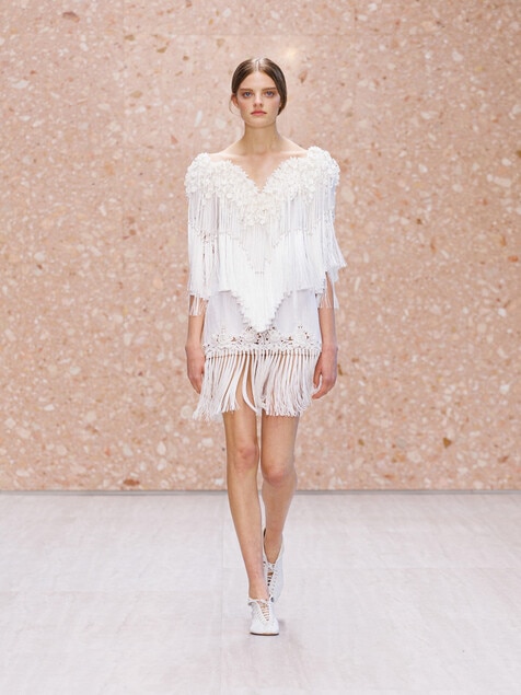Look 01