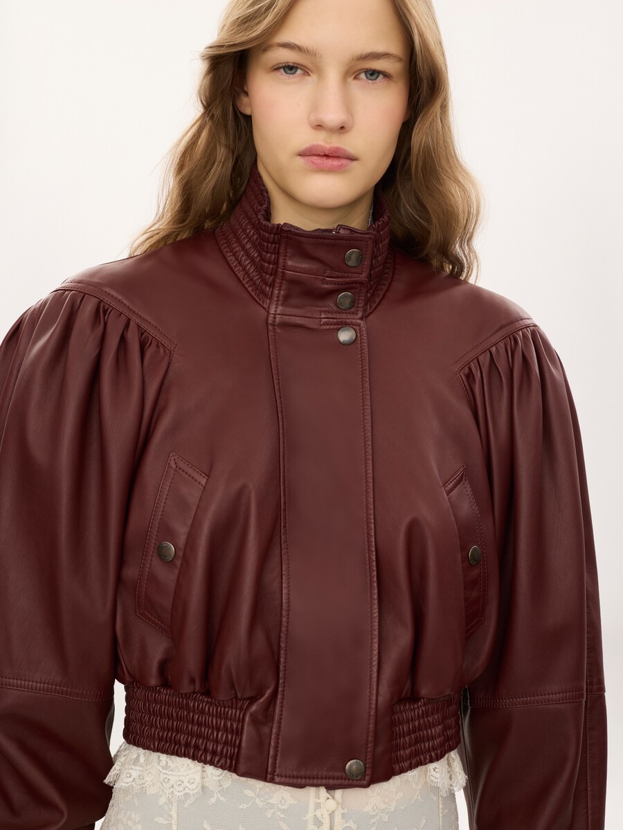 Chaqueta cropped con pa&ntilde;uelo de cuero - 9