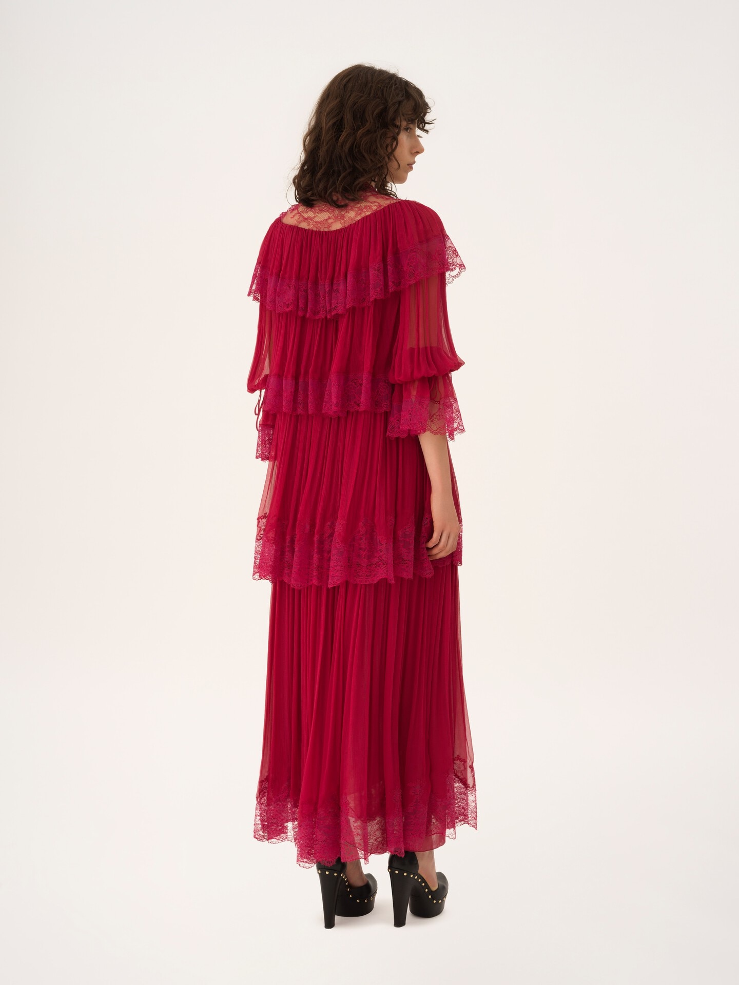 Robe longue &agrave; volants en mousseline de soie et dentelle - 3.0