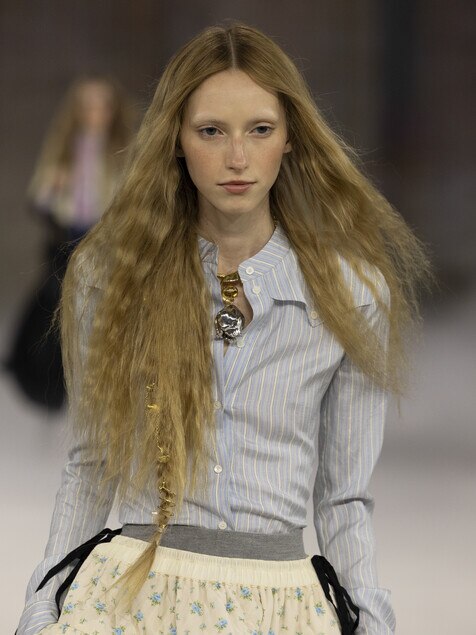 Look 18