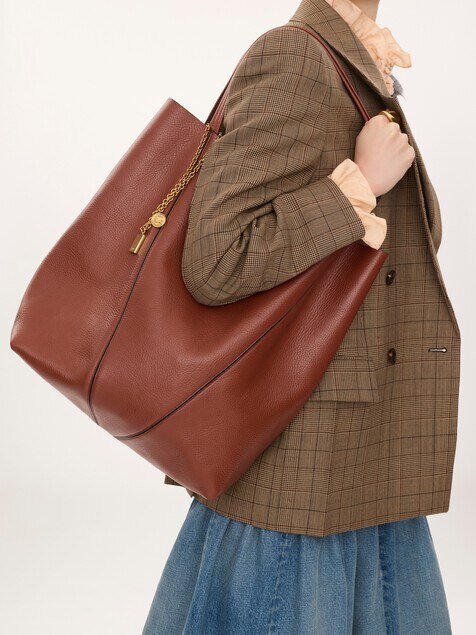 Large Chlo&eacute; Spin tote bag in grained leather