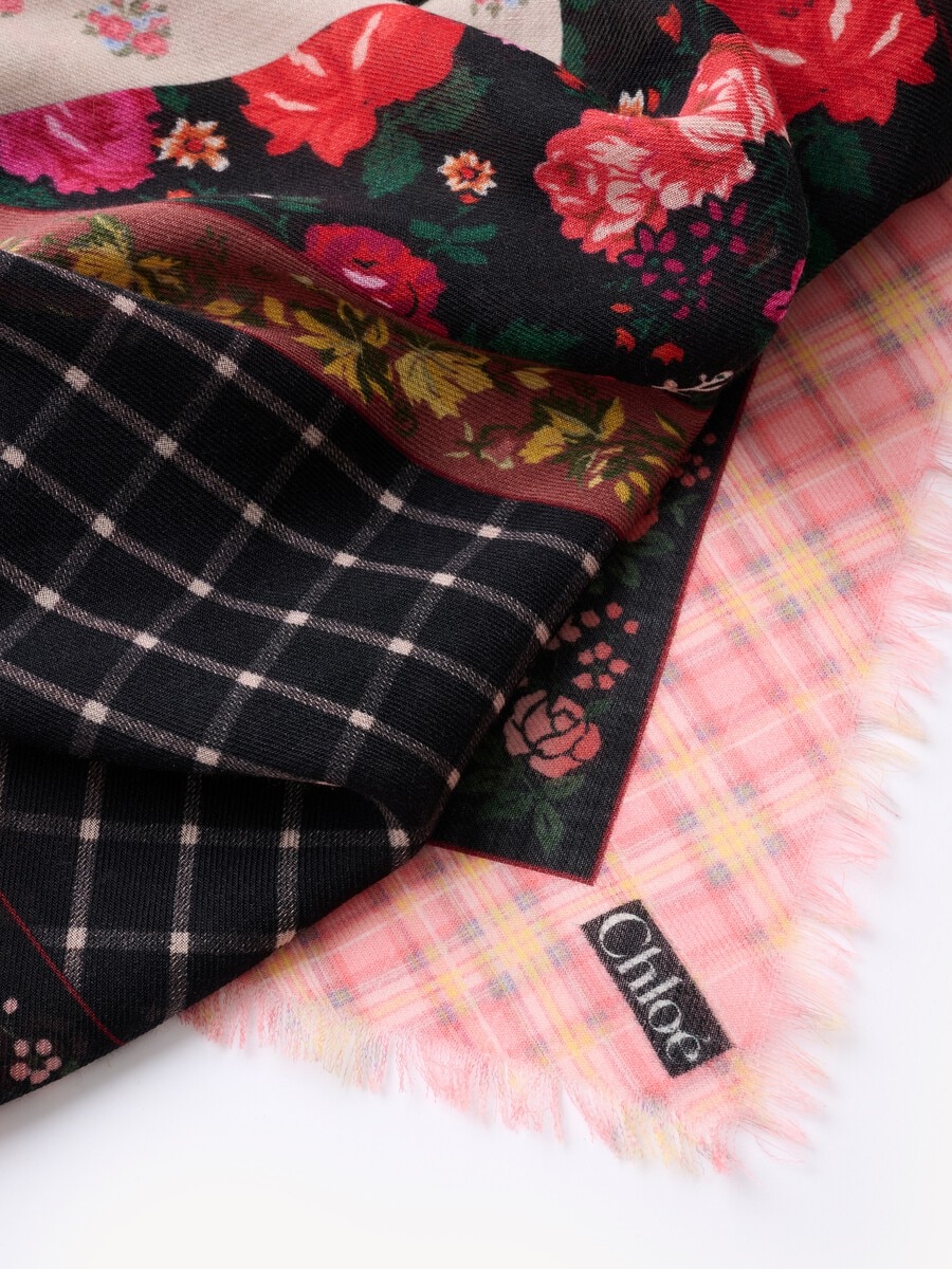 The Chlo&eacute; Folk square scarf in wool - 3