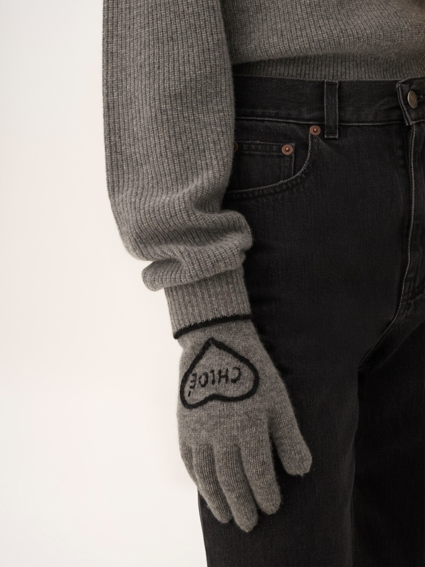 The Chlo&eacute; Encoeur gloves in wool & cashmere - 2.0