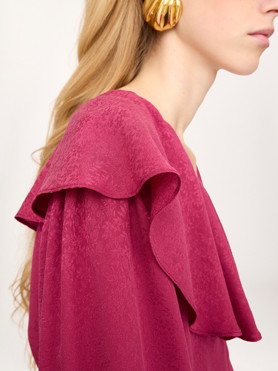 Round-neck ruffle blouse in silk jacquard - 5