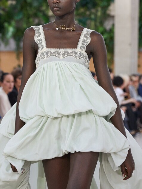 Look 10