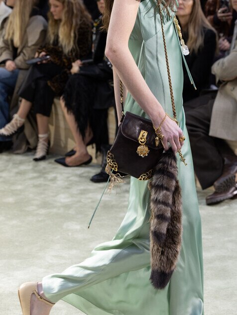 Look 30