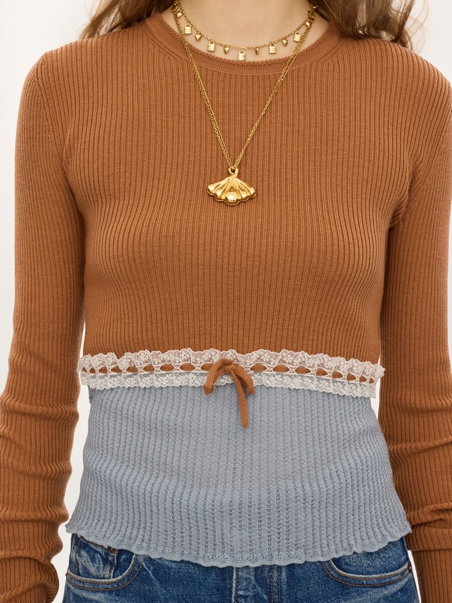 Jersey cropped ajustado de punto de lana y encaje - 7
