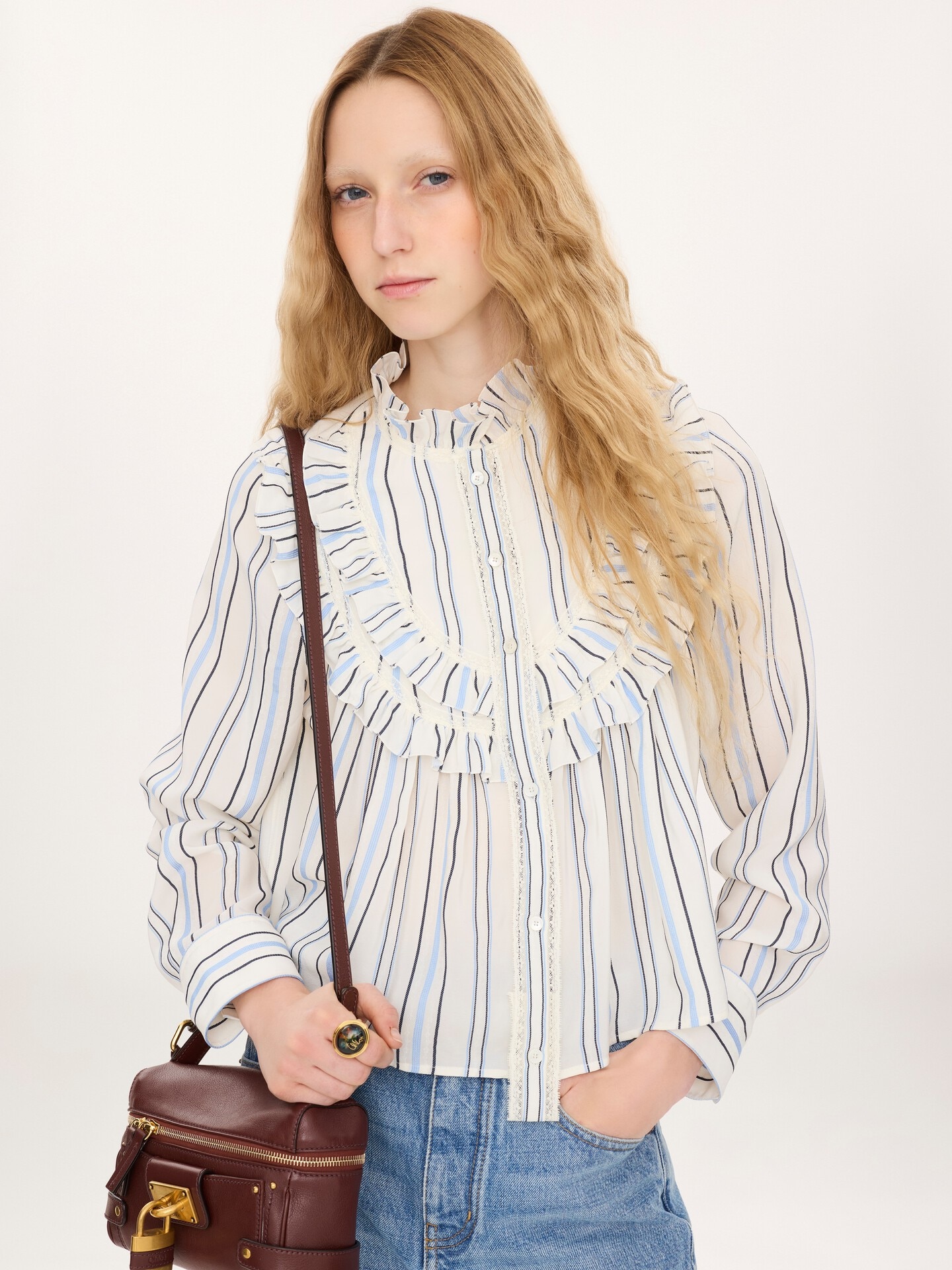 Ruffled blouse in silk jacquard & lace - 3.0