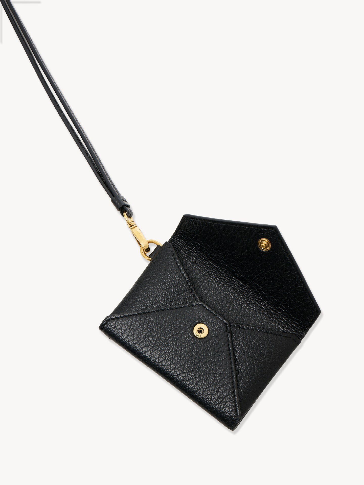 Envelope badge holder in grained leather - 3.0