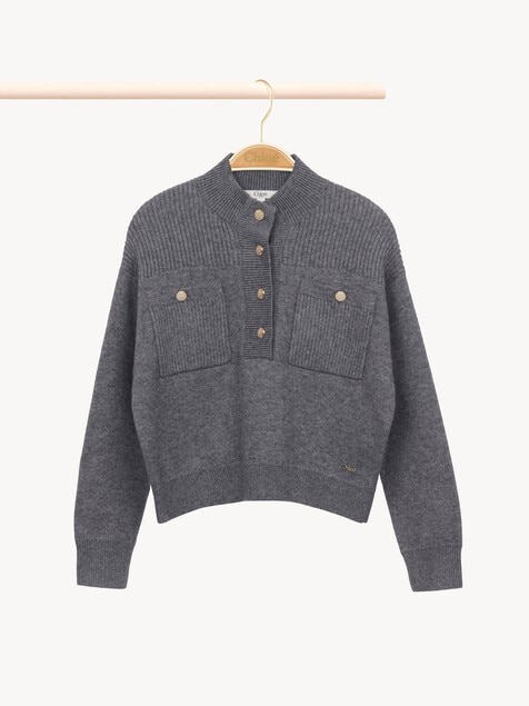 Pull boutonn&eacute; enfant