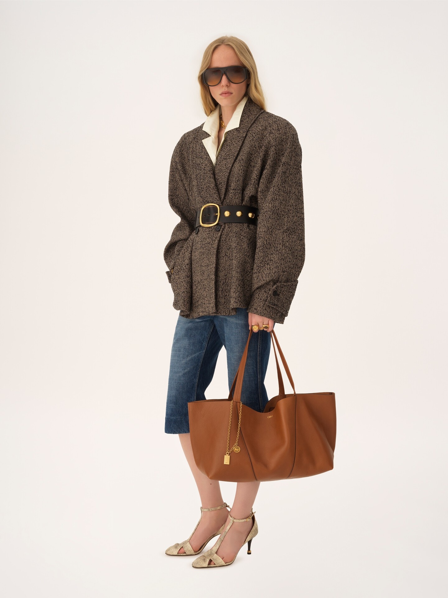 Chlo&eacute; Spin east-west tote bag in grained leather - 7.0