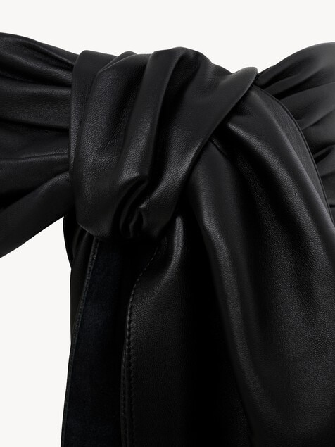 The Chlo&eacute; Bow belt