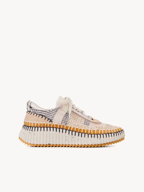 Nama sneaker