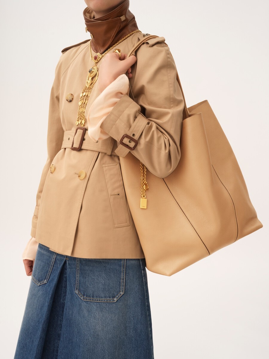 Large Chlo&eacute; Spin tote bag in grained leather - 4