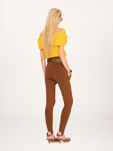 Stirrup pants in a jacquard knit - 5