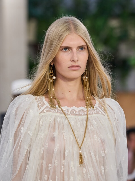 Look 24