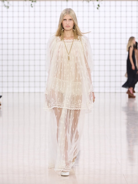 Look 24