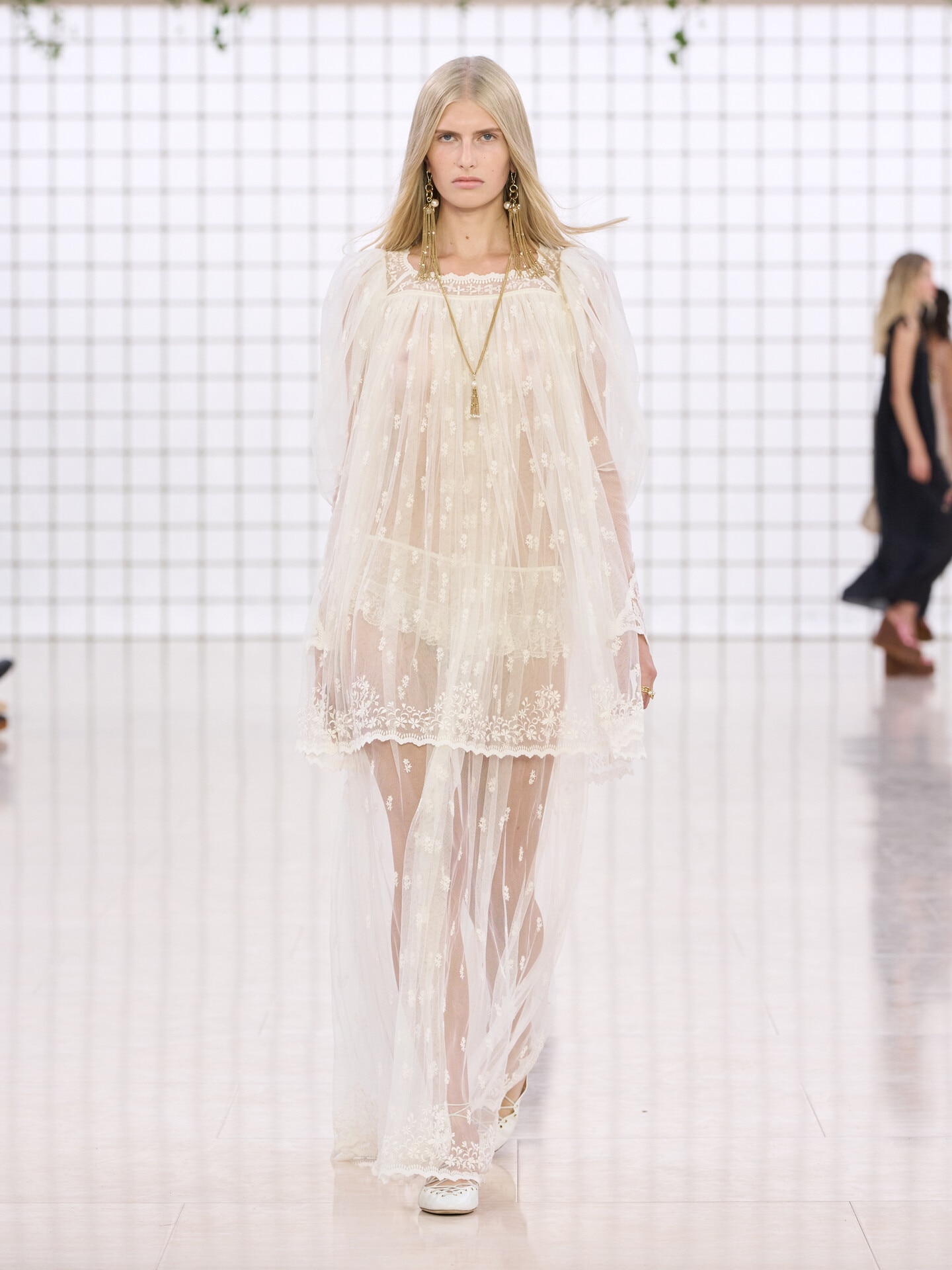 Look 24 - 1
