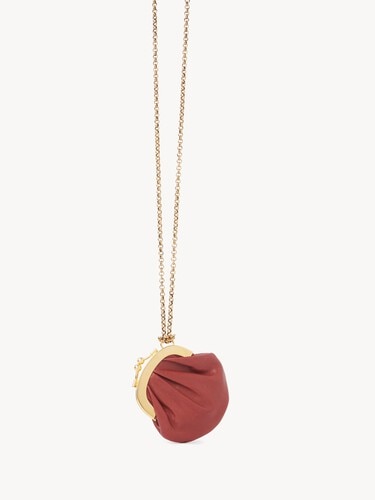 Micro Horse Medal coin purse necklace in grained leather - 5
